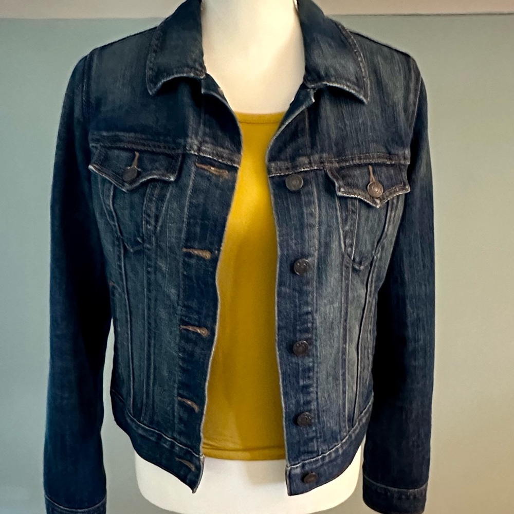 Classic Old Navy Normcore classic jean jacket